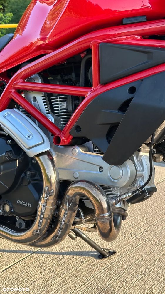 Ducati Monster - 9