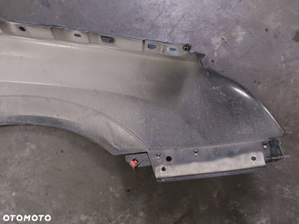 MASKA BŁOTNIK LEWY PRAWY LAMPY OPEL VECTRA C Z20R - 12
