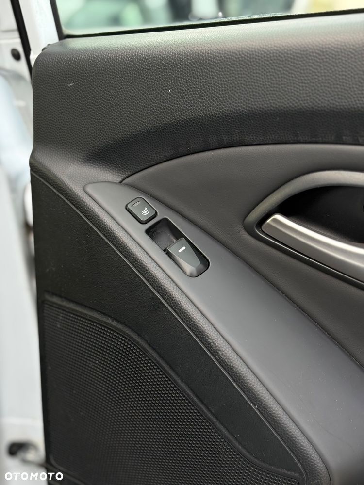 Hyundai ix35 2.0 2WD Comfort - 19