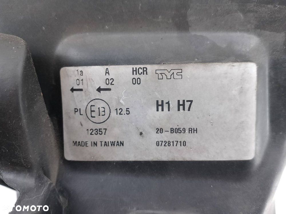 LAMPA PRZÓD PRAWA PEUGEOT 207 20-B059 TYC - 7