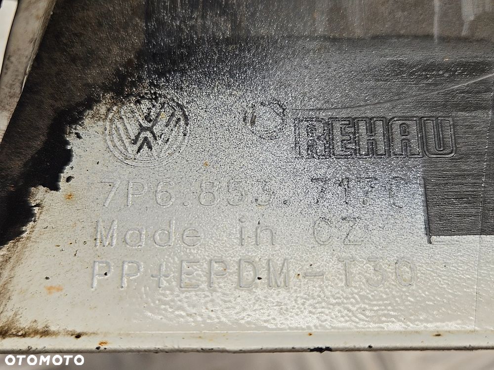 VW TOUAREG 7P 10-18R NAKLADKA BLOTNIKA LISTWA LEWA LR9A 7P6853717C - 4