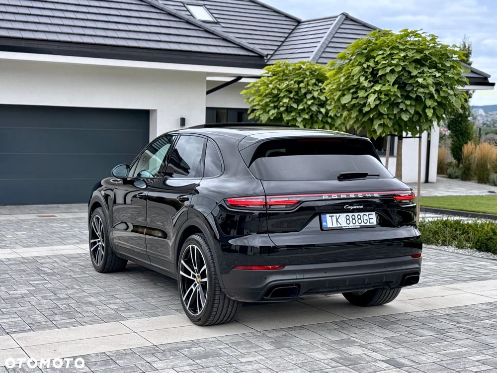 Porsche Cayenne - 12