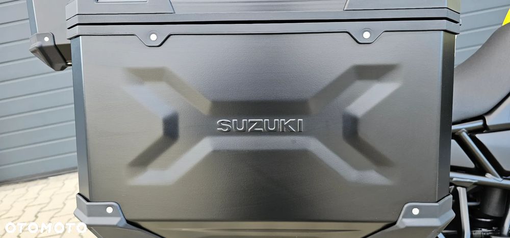Suzuki DL - 27