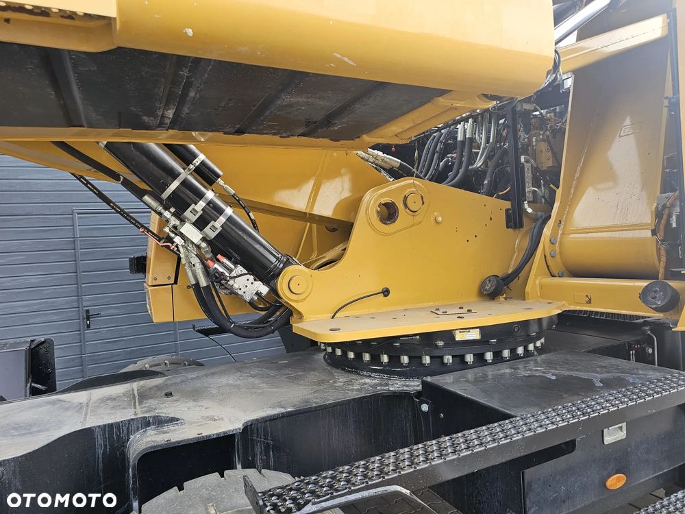 Caterpillar MH3022 - 10