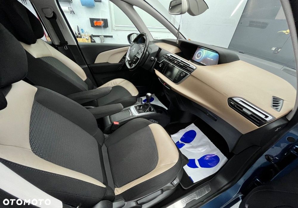 Citroën C4 Picasso - 21
