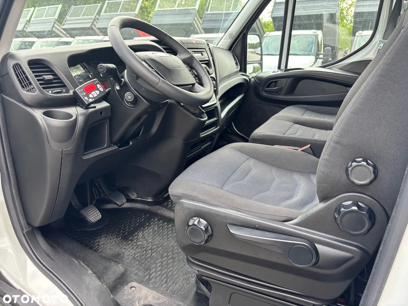 Iveco 35C13,35C14,35C15,35C16 - 9