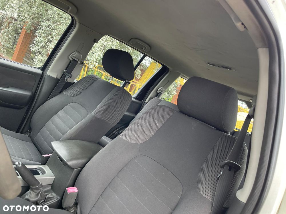 Nissan Pathfinder 2.5 DCi Comfort - 24