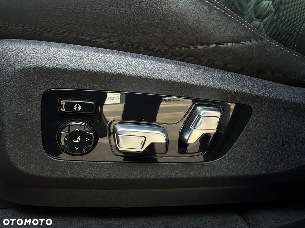 BMW X5 M Competition - 29