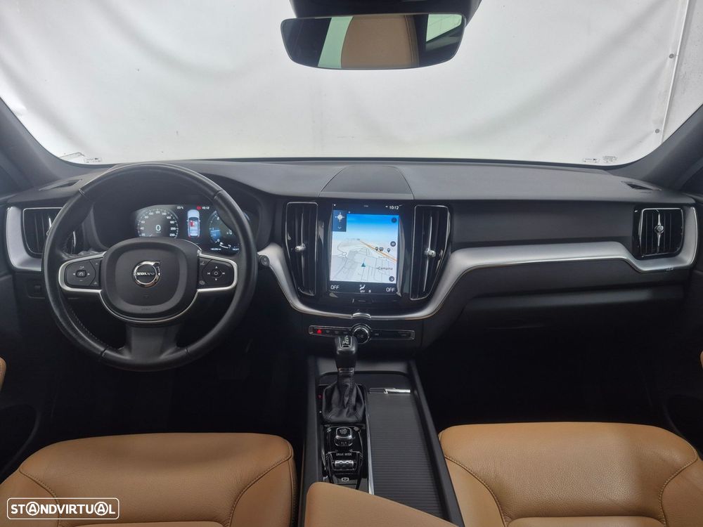 Volvo XC 60 2.0 D4 Momentum Plus Geartronic - 9