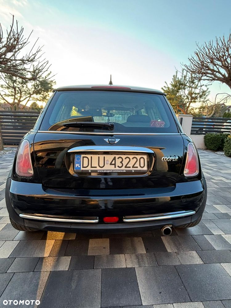 MINI Cooper Standard - 3