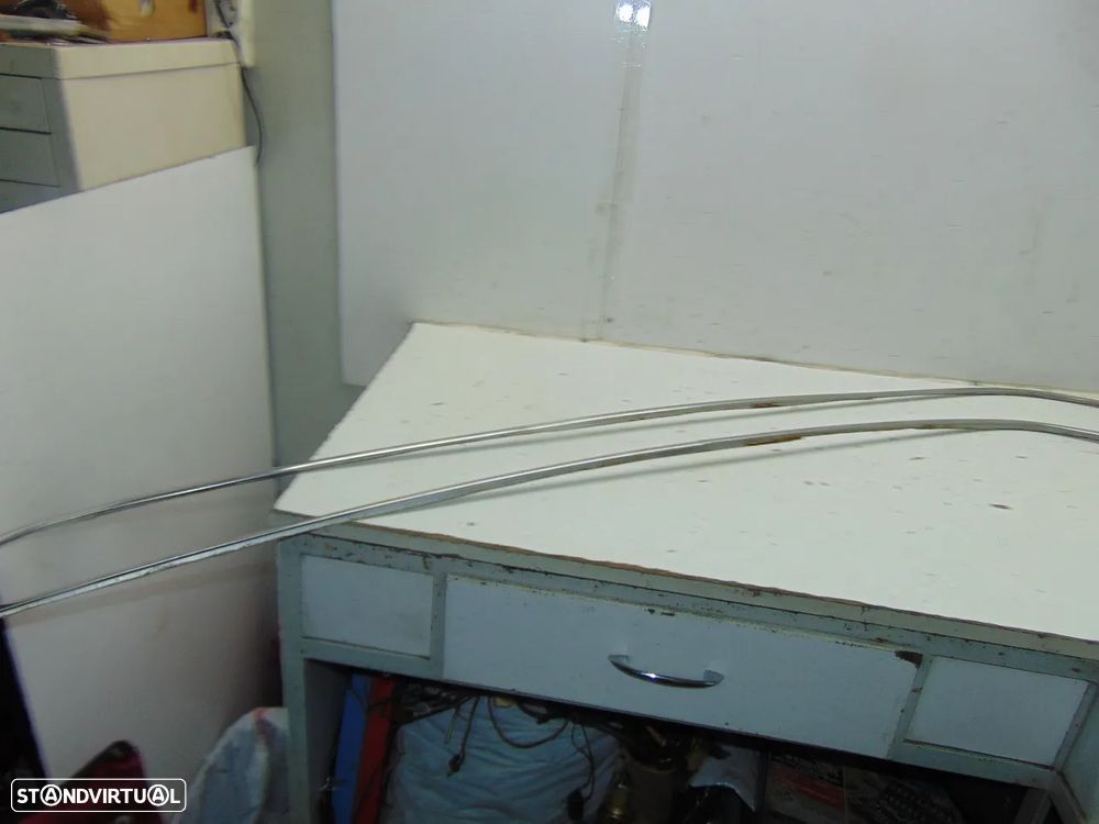 Volco 244 frisos tejadilho cromados - 2