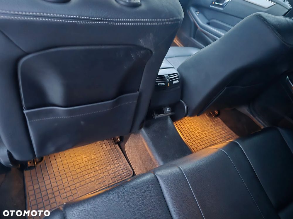 Mercedes-Benz Klasa E 200 BlueTEC 7G-TRONIC Avantgarde - 12