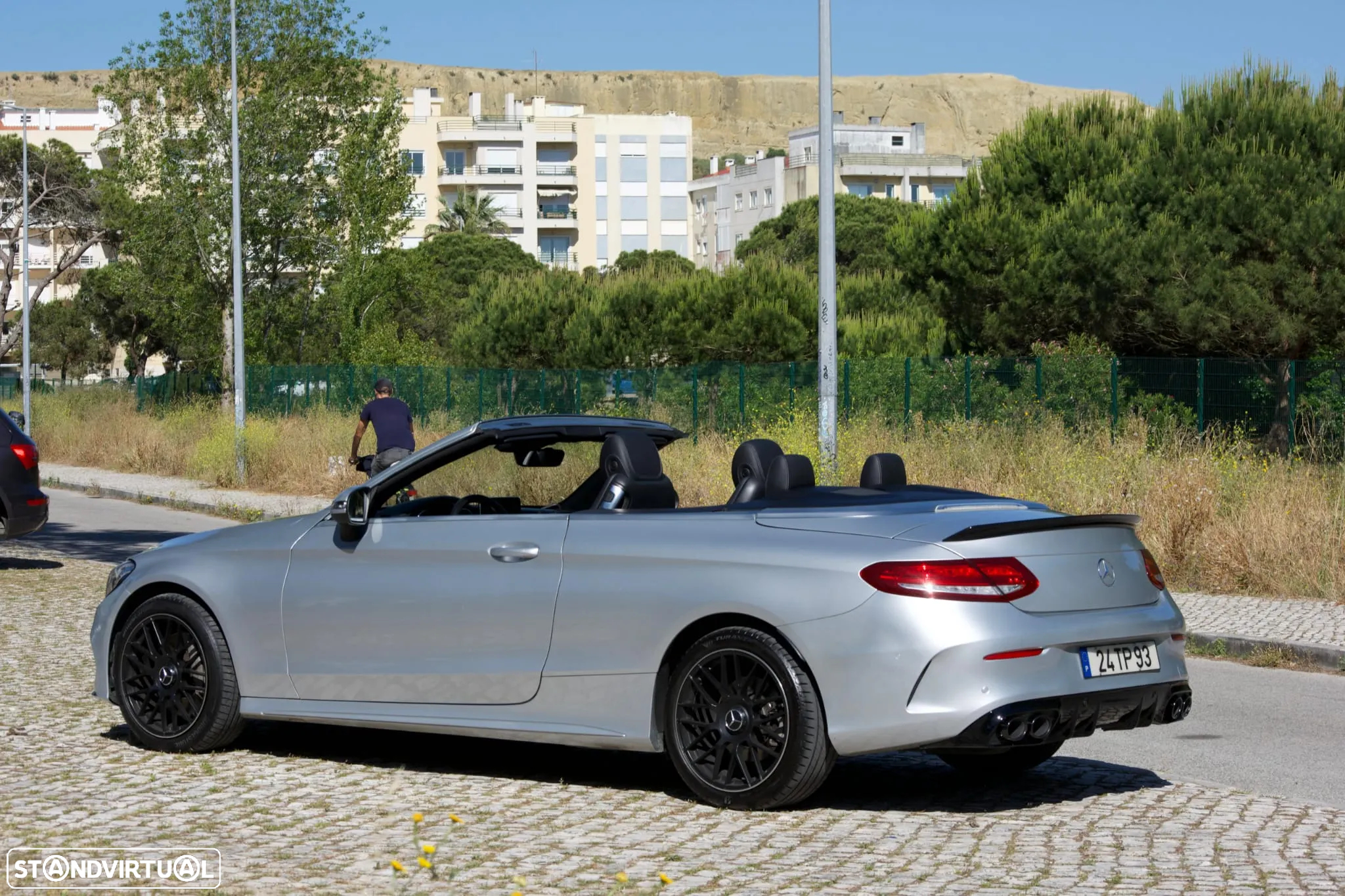 Mercedes-Benz 250 - 8