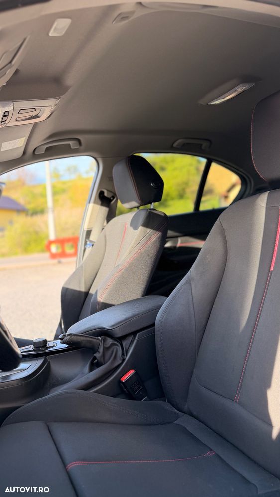 BMW Seria 3 320d Aut. Sport Line - 17
