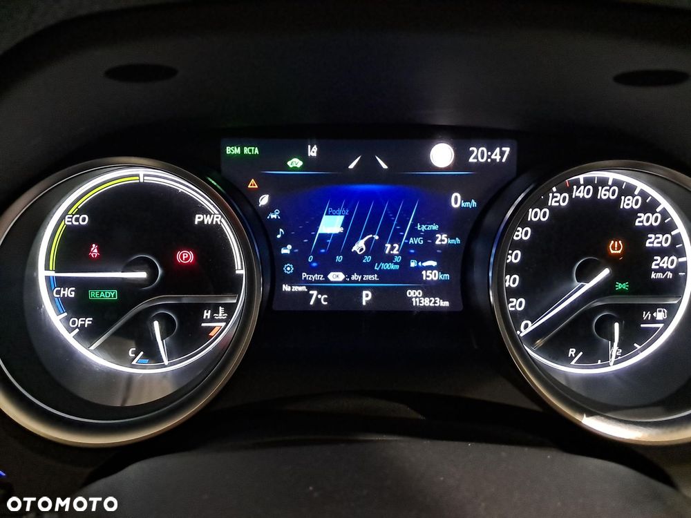 Toyota Camry 2.5 Hybrid Executive CVT - 13