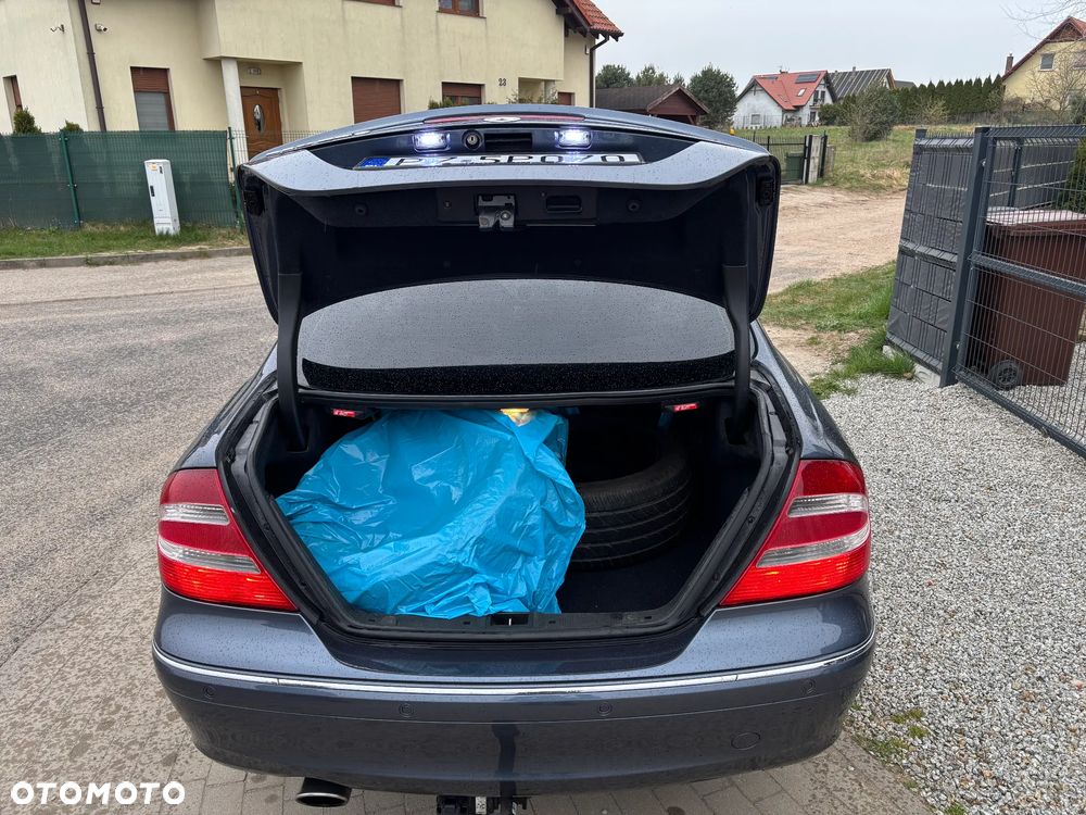 Mercedes-Benz CLK - 15