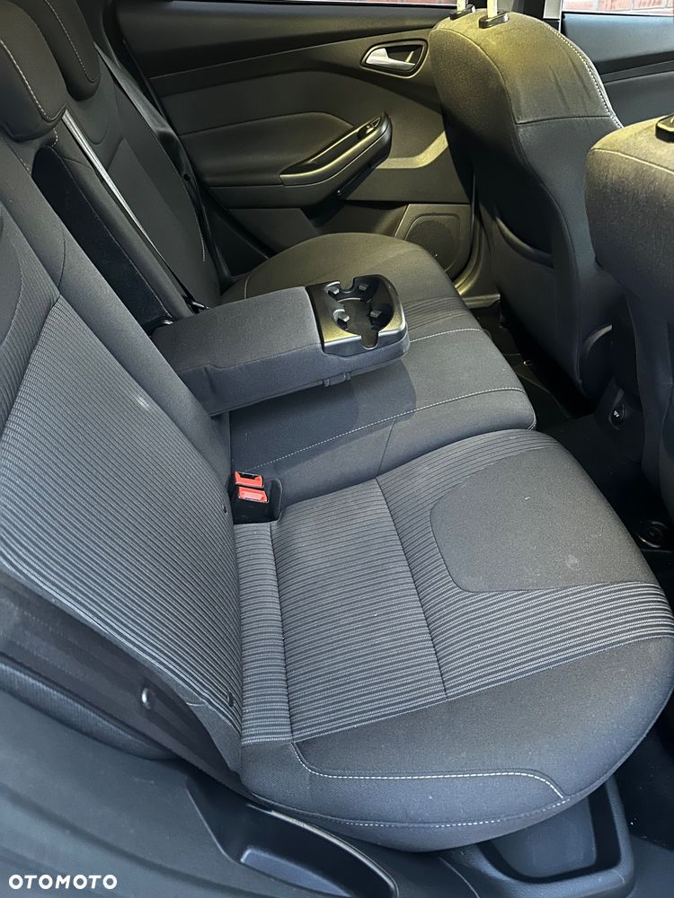 Ford Focus 1.6 TI-VCT SYNC Edition - 17