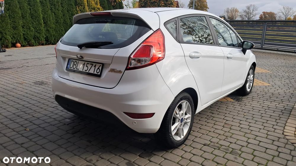 Ford Fiesta 2015 photo 4
