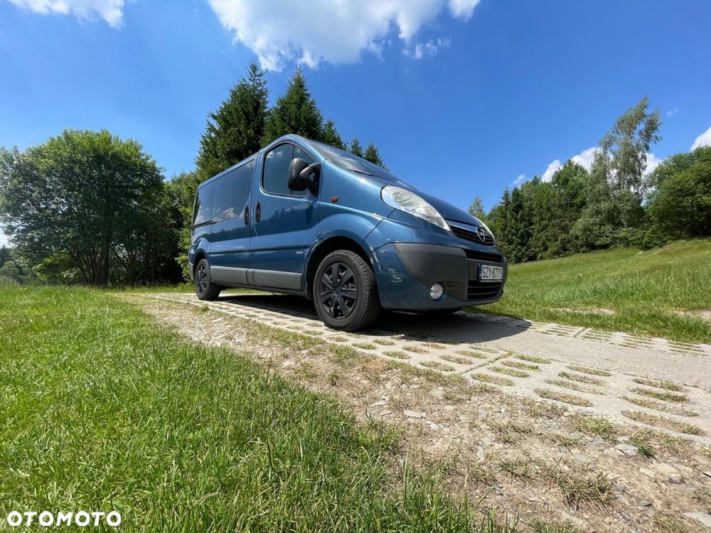 Opel Vivaro - 1