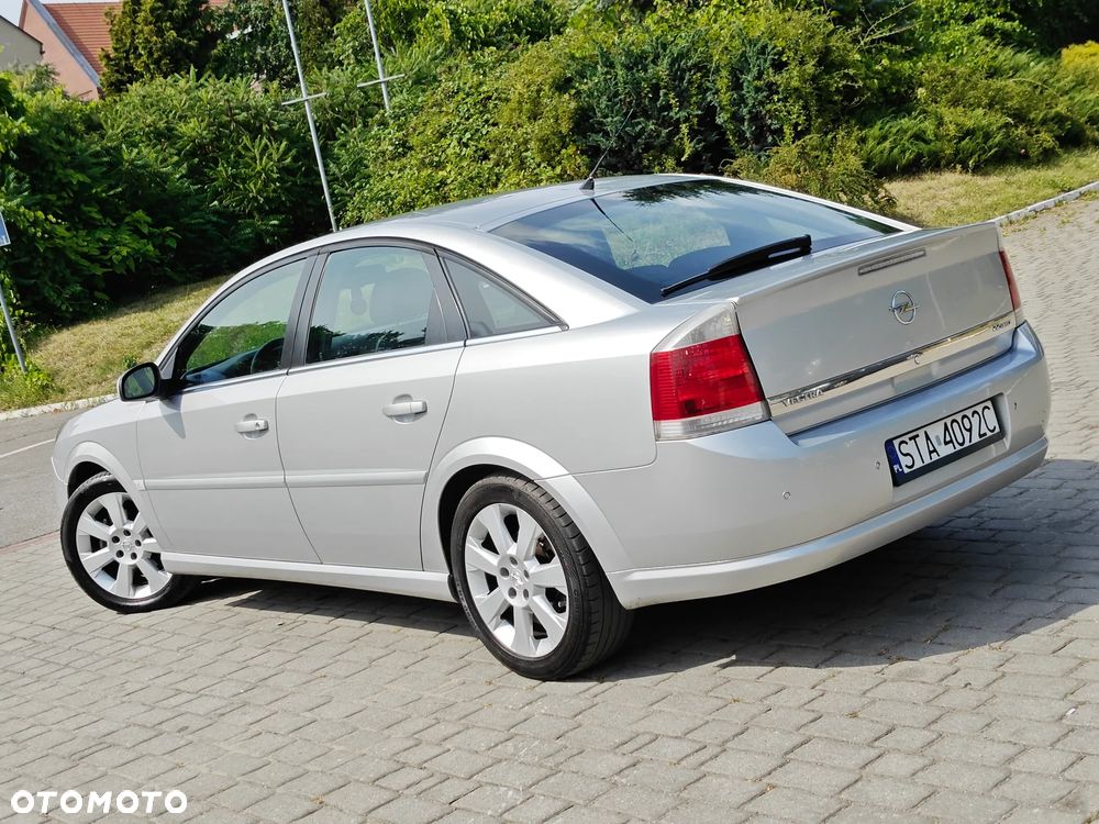Opel Vectra 2.2 Cosmo Plus - 3