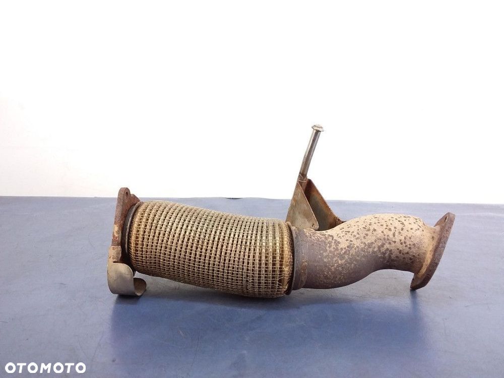 VOLVO XC60 II 2.0 T5 ŁĄCZE ELASTYCZNE - 3