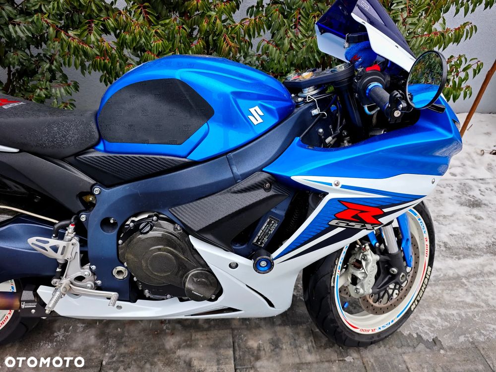 Suzuki GSX-R - 28