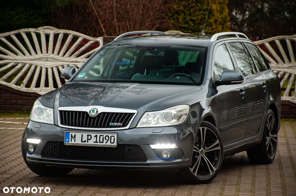 Skoda Octavia 2.0 TDI DPF RS - 16