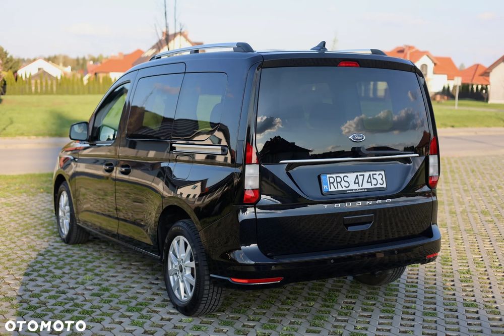 Ford Tourneo Connect 1.5 EcoBoost Titanium - 7