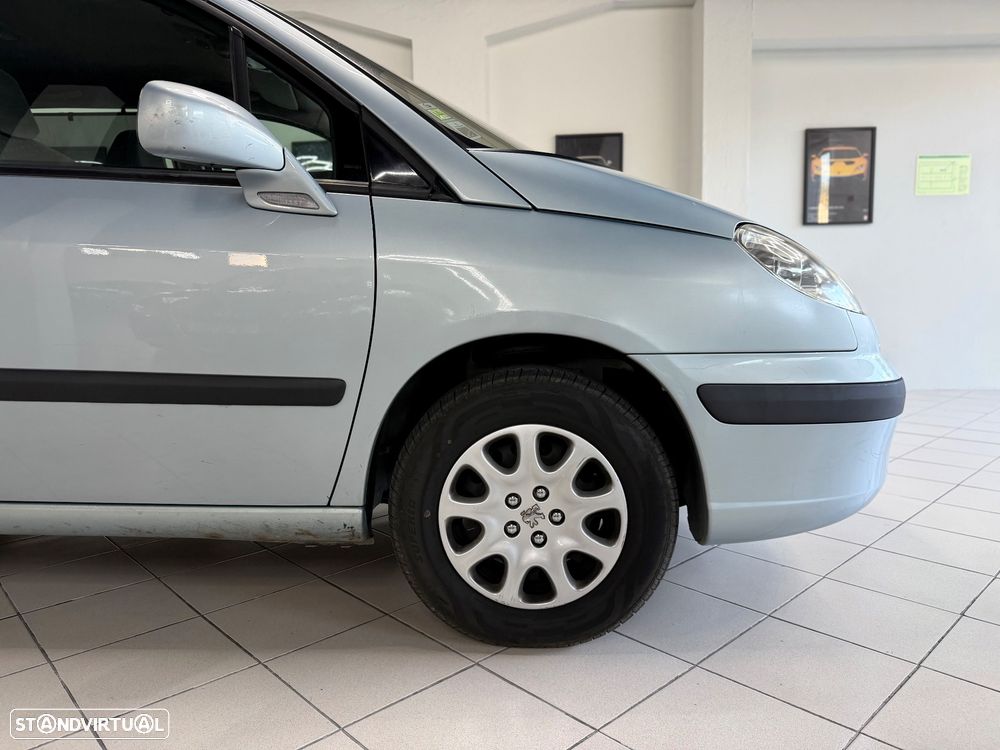 Peugeot 807 HDi 130 Tendance - 4