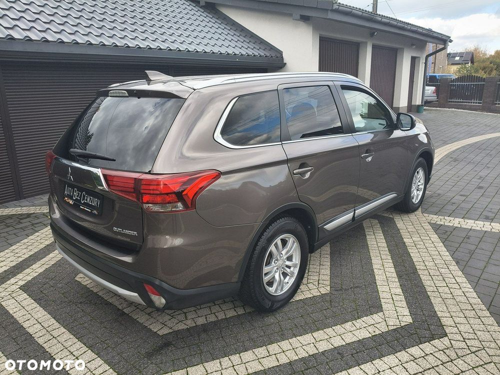 Mitsubishi Outlander - 28
