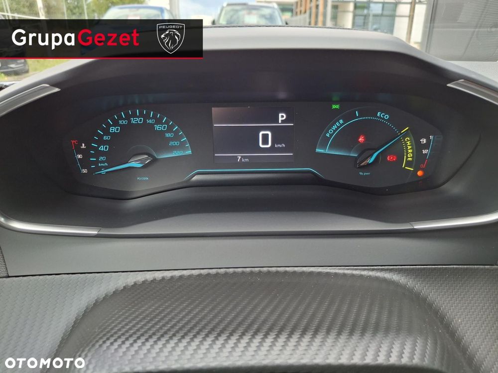 Peugeot 2008 - 9