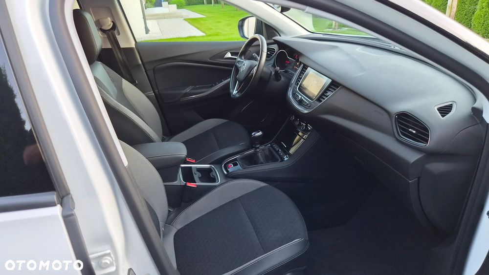 Opel Grandland X 1.2 Start/Stop Dynamic - 8