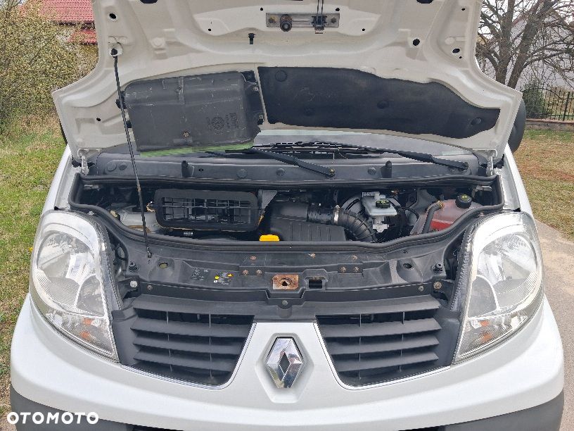 Renault Trafic - 15