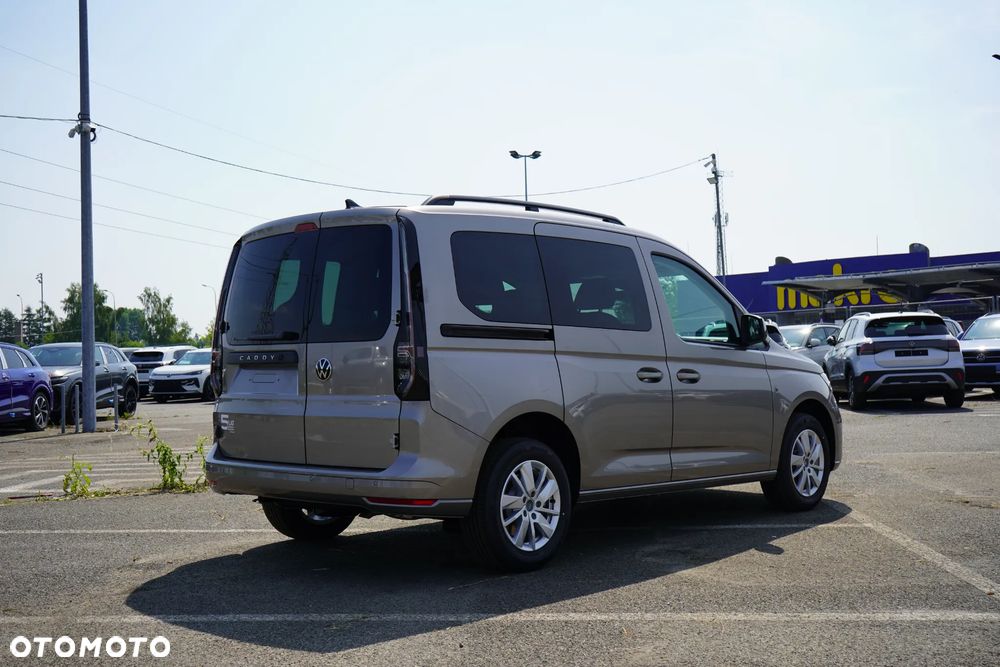 Volkswagen Caddy 1.5 TSI Life DSG - 9