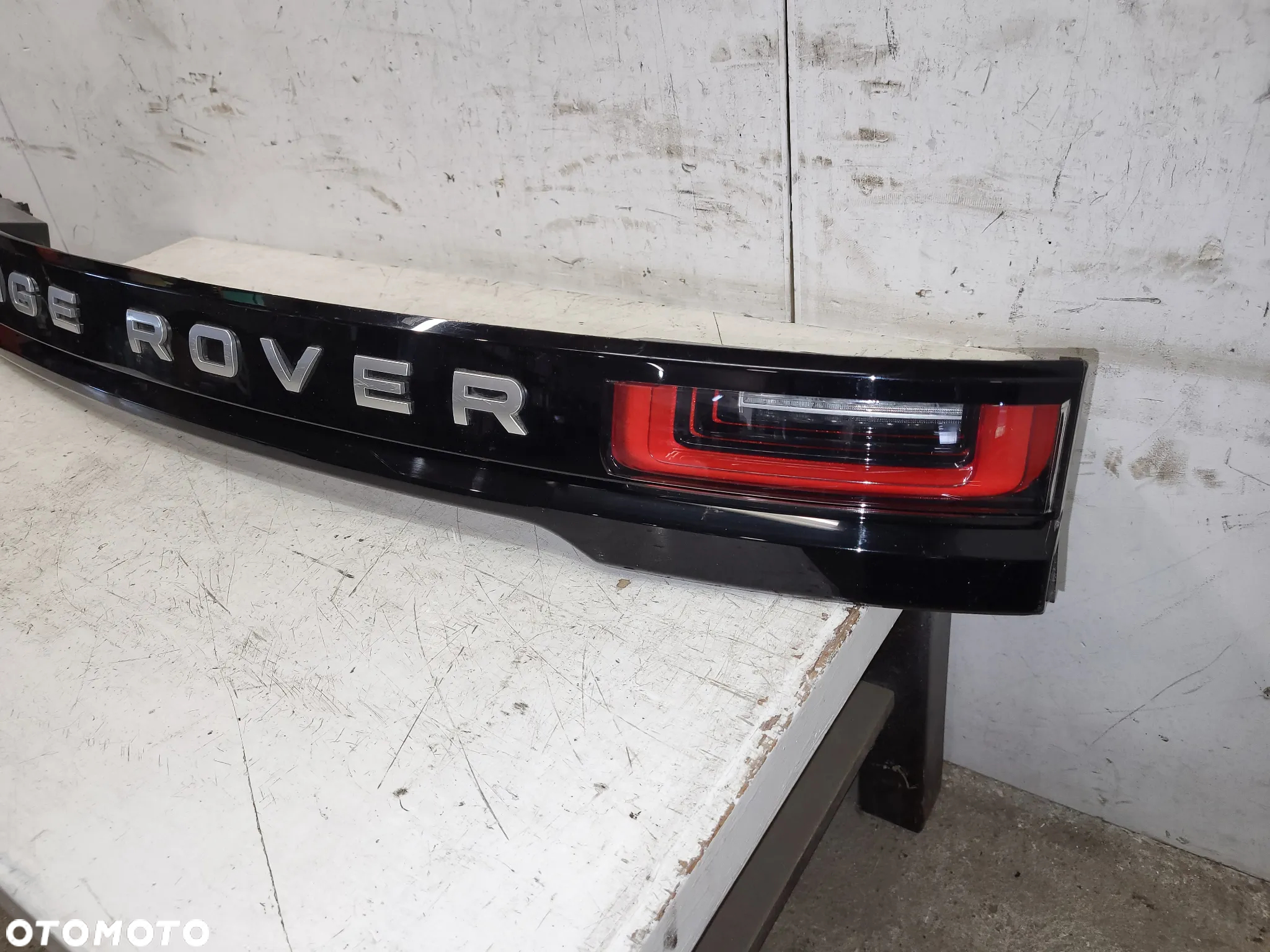 Range Rover Velar L560 blenda lampa tył tylnia - 3