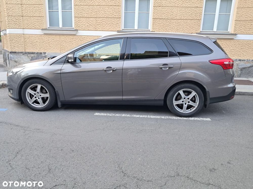 Ford Focus - 1