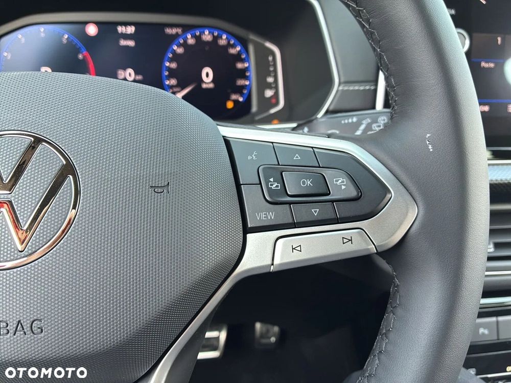 Volkswagen T-Cross - 15