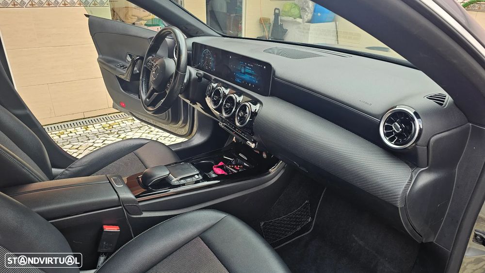 Mercedes-Benz CLA 180 - 5