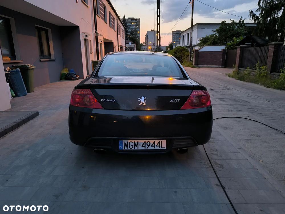 Peugeot 407 - 4