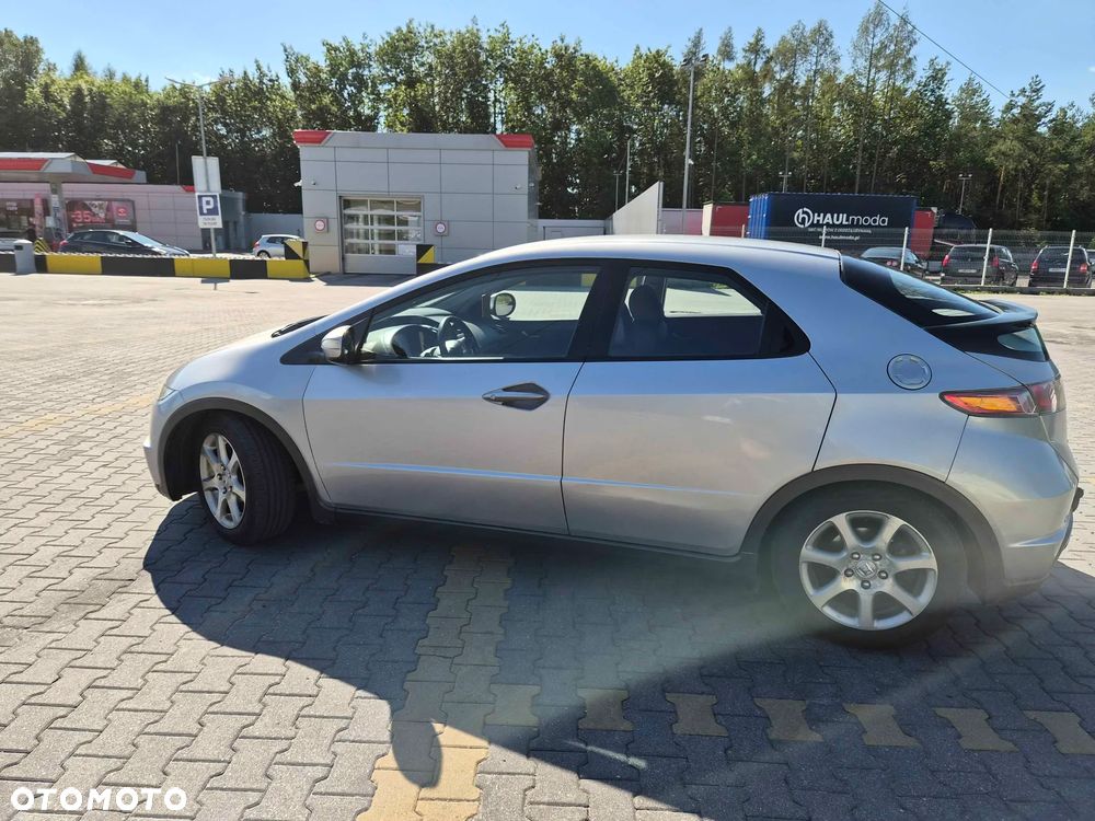 Honda Civic 1.8 Comfort - 5