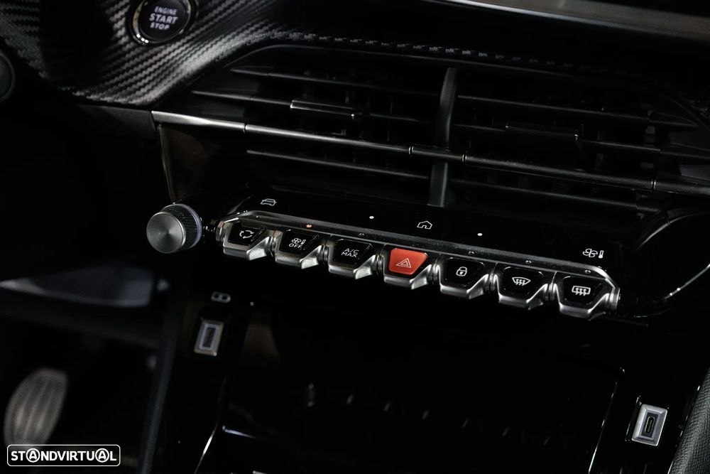 Peugeot 2008 1.2 Allure - 15