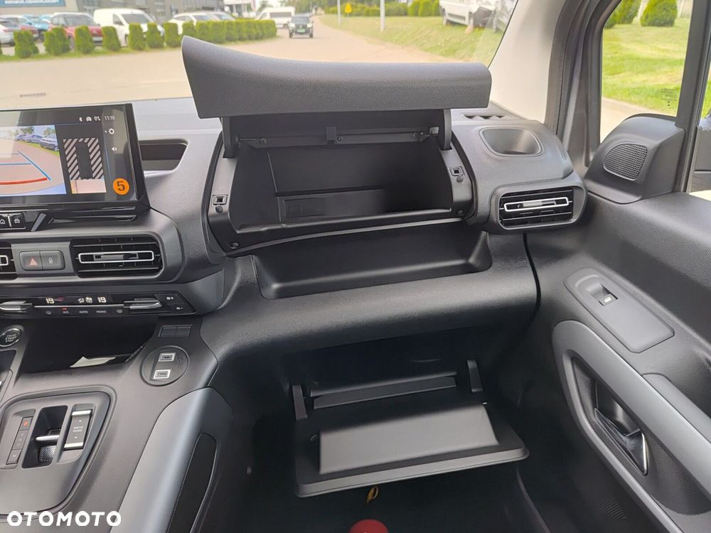 Opel Combo L2 EAT8 (bryg.) - 25
