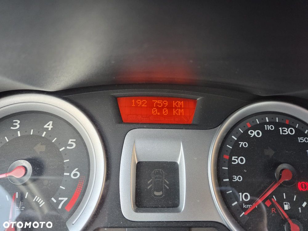 Renault Clio - 7