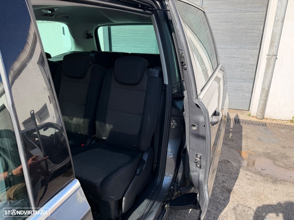 VW Sharan 2.0 TDI Highline - 9