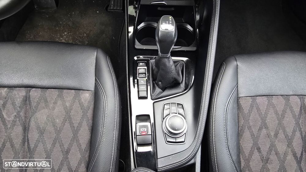 BMW X1 25 e xDrive xLine - 37