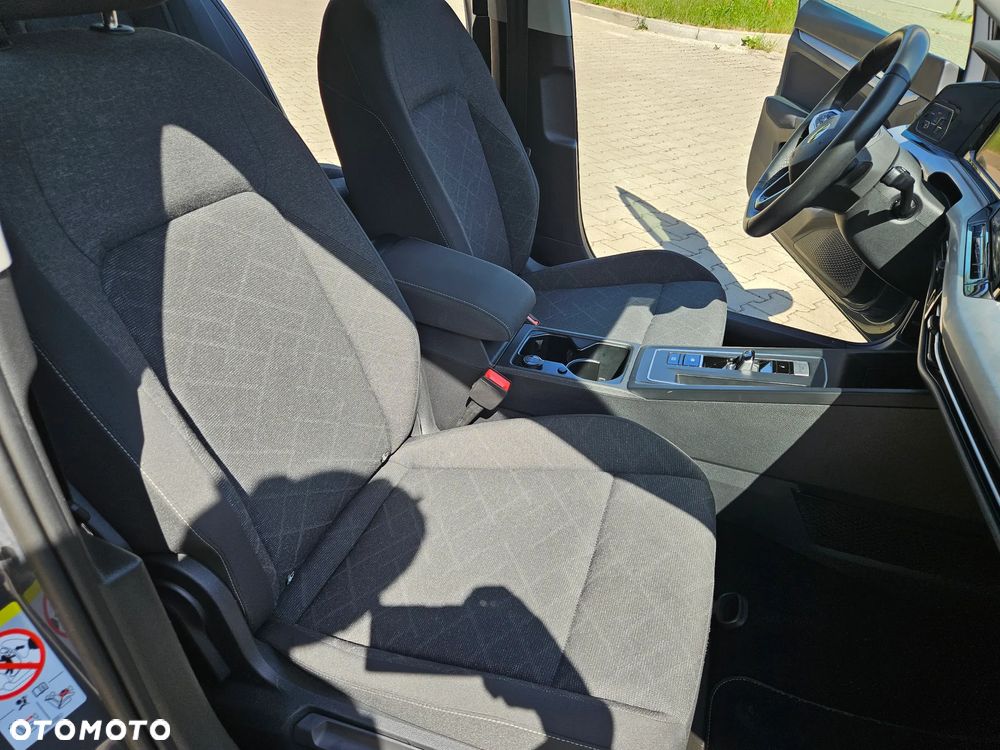 Volkswagen Golf - 21