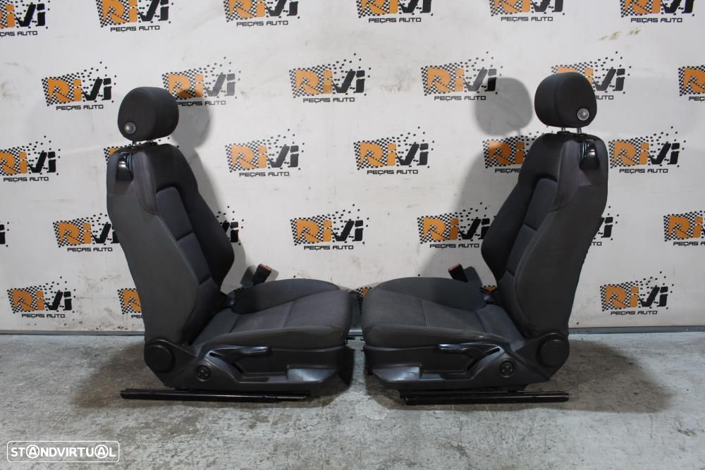 Conjunto De Bancos Audi A3 (8P1)  Bancos Audi A3 8P De 3 Portas Em Tec - 4