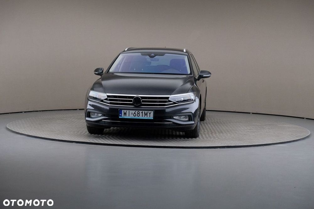 Volkswagen Passat Variant 2.0 TDI SCR Business DSG - 3