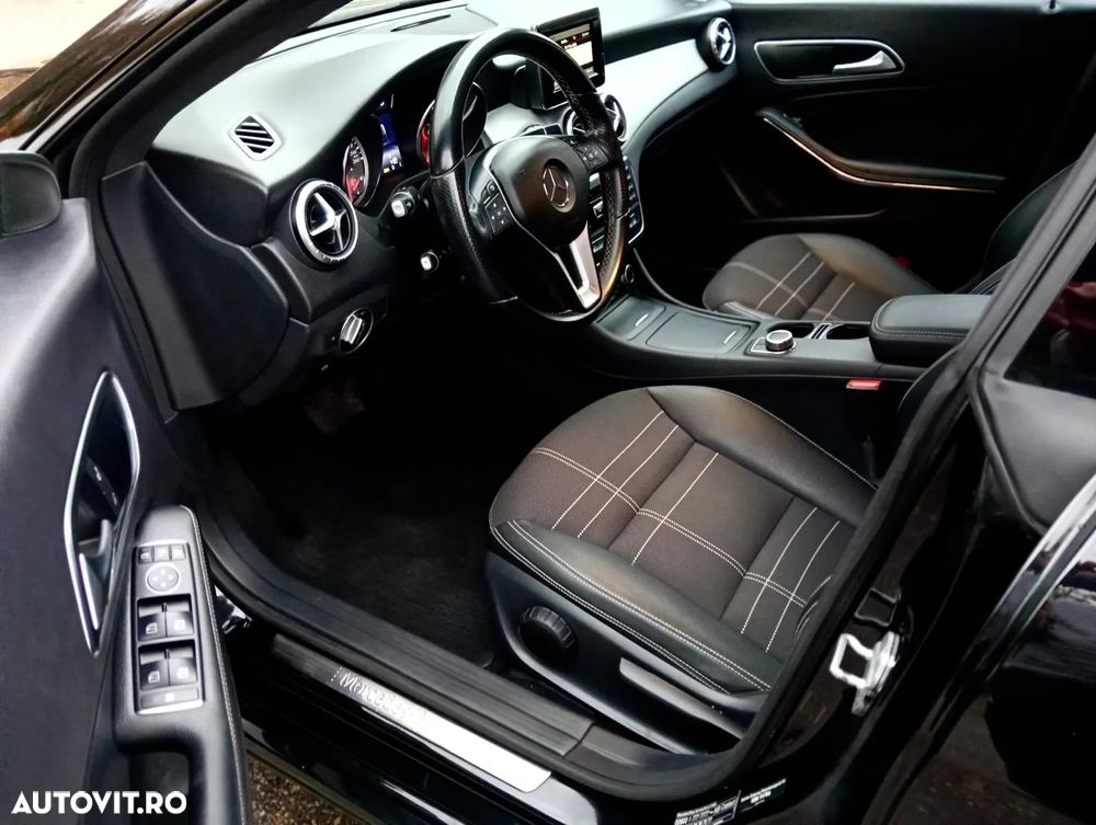 Mercedes-Benz CLA Shooting Brake 220 d 7G-DCT AMG Line - 6