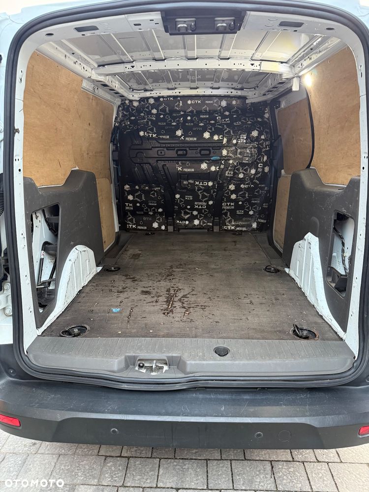 Ford Transit connect - 9